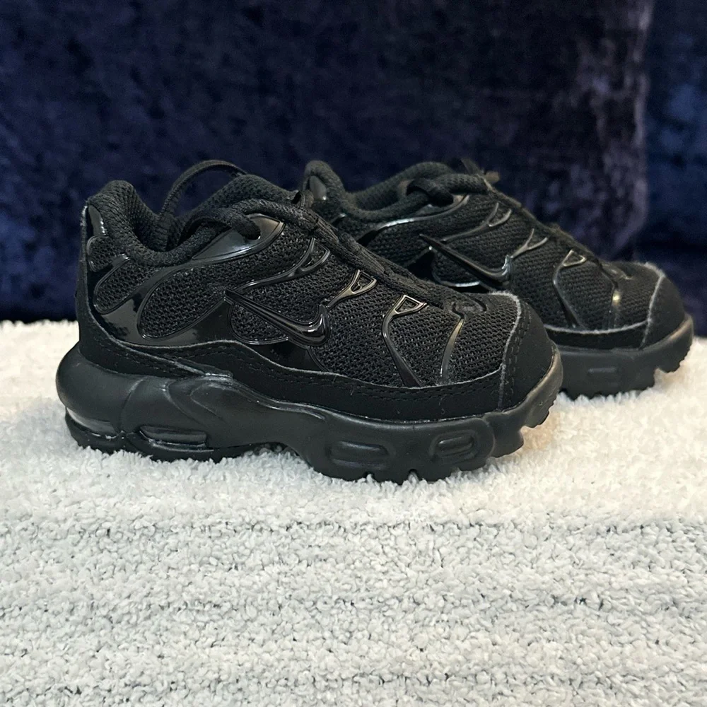 Nike Air Max Plus Td Triple Black Colorway Toddlers